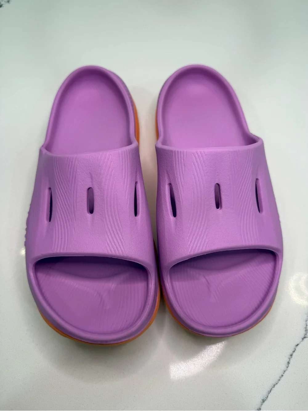 HOKA Ora Recovery 3 Slides Sandals Size Youth 6 / Womens 8 Cyclamen/Mock Orange
